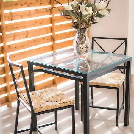 Semesterbostad Dandrea *